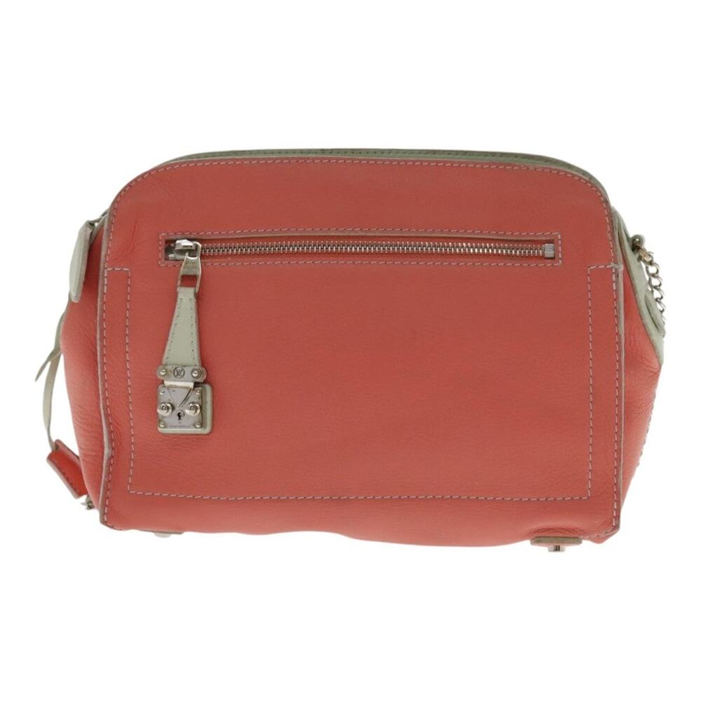 Louis Vuitton Leather Pochette Corail Shoulder Bag Pink